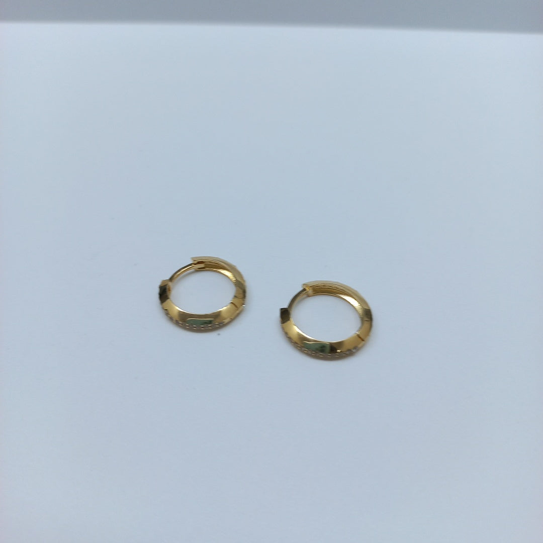 HUGGIES ORO 14K 2.1 (NUEVO)