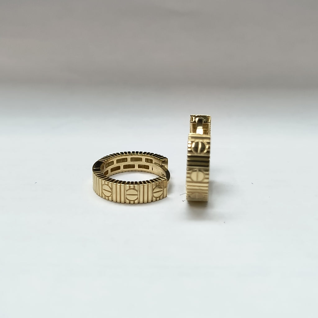 HUGGIES ORO 14K 3.2 (NUEVO)
