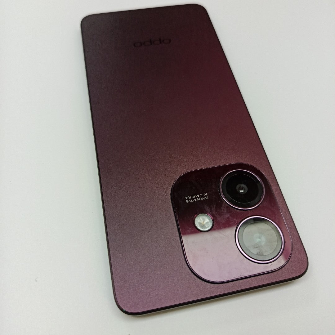 CELULAR OPPO A40 CPH2669 (2024) 256 GB 4 GB RAM (SEMINUEVO)