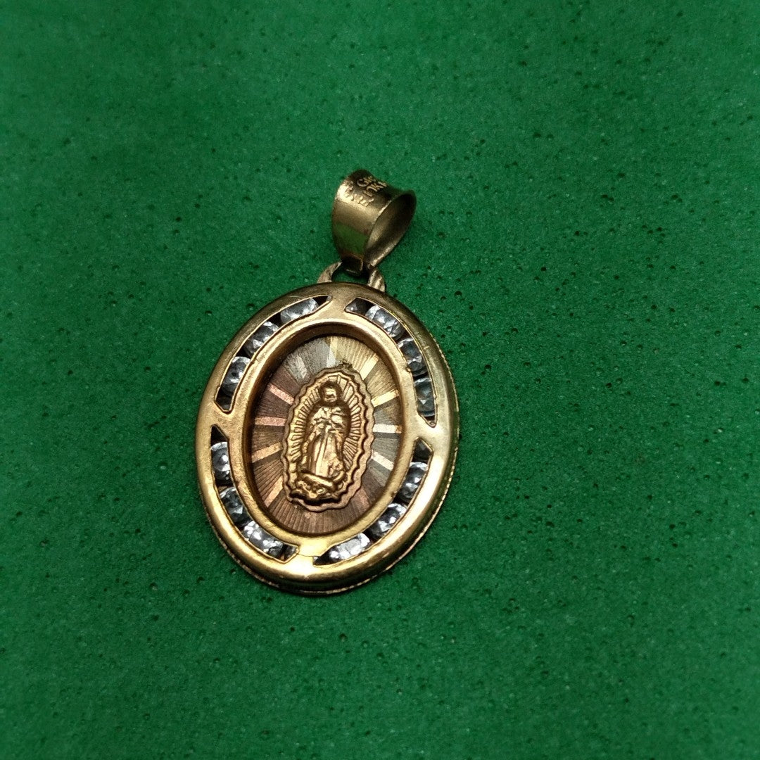DIJE ORO 10 K 0.8 GRMS (SEMINUEVO)