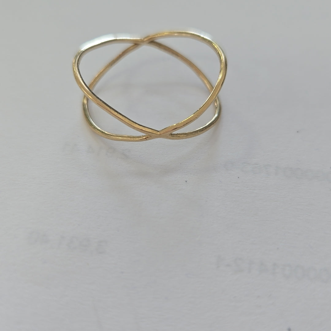 ANILLO ORO 10 K 0.9 GRMS (SEMINUEVO)