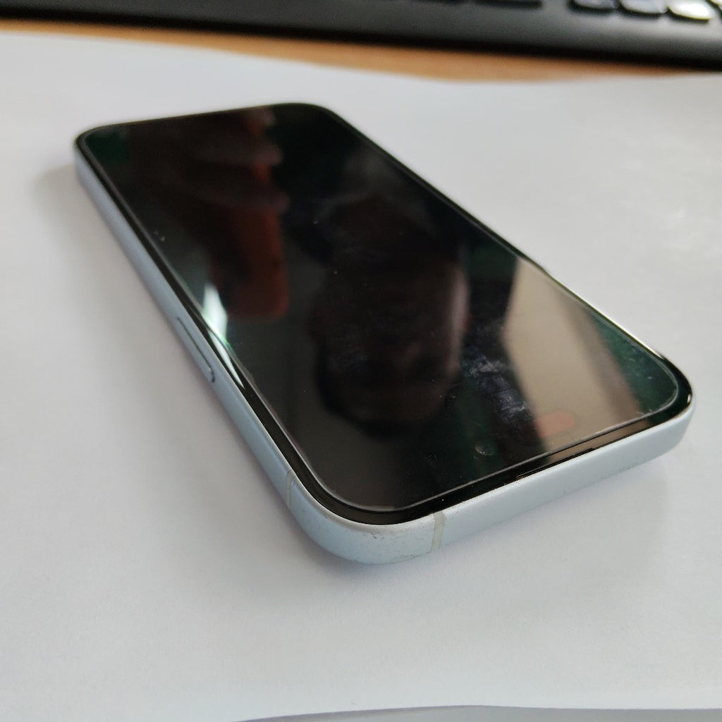 CELULAR APPLE IPHONE 15 A3089 (2023) 128 GB 6 GB RAM (SEMINUEVO)