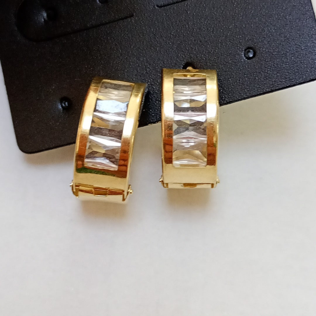 ARRACADAS PAR ORO 10 K 2.5 GRMS (SEMINUEVO)