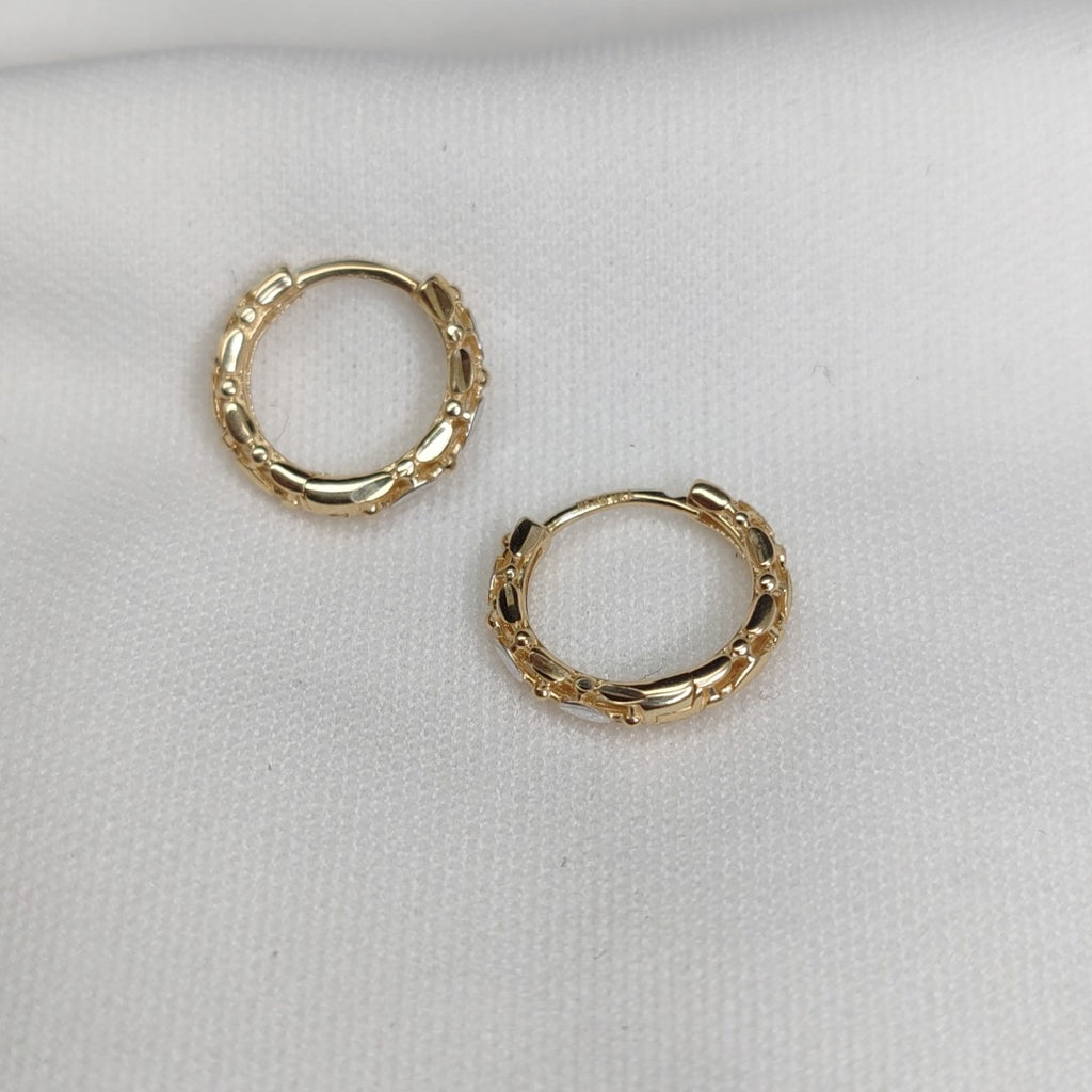 HUGGIES ORO 14K 1.2 (NUEVO)