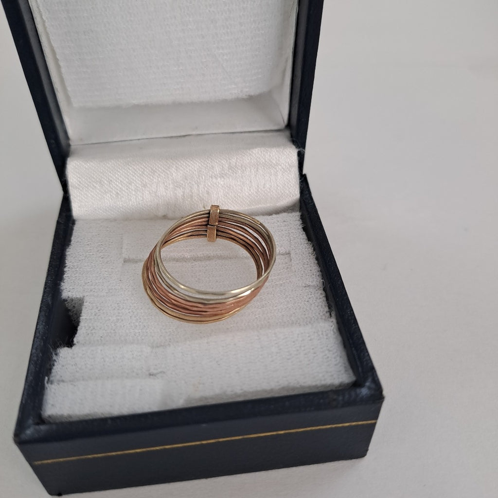ANILLO ORO 10 K 1.8 GRMS (SEMINUEVO)