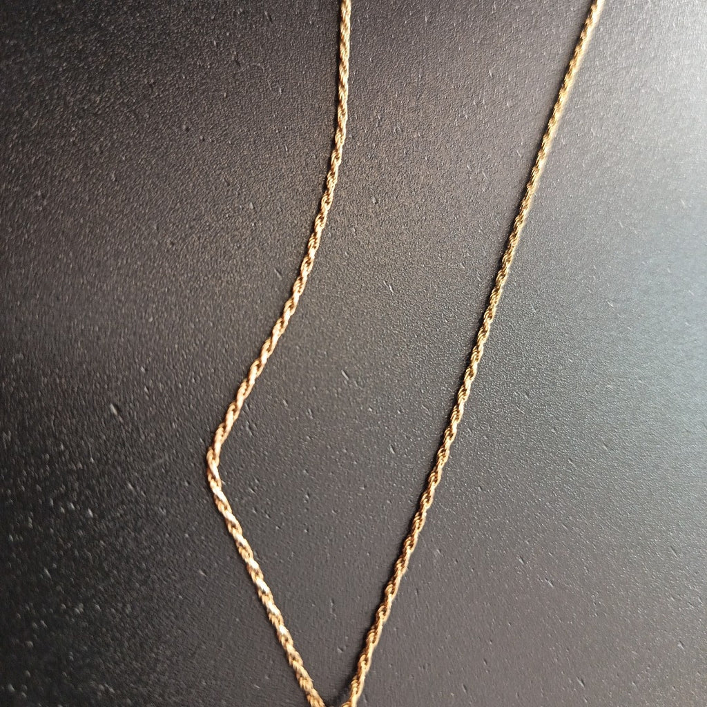 CADENA, DIJE ORO 10 K 3.9 GRMS (SEMINUEVO)