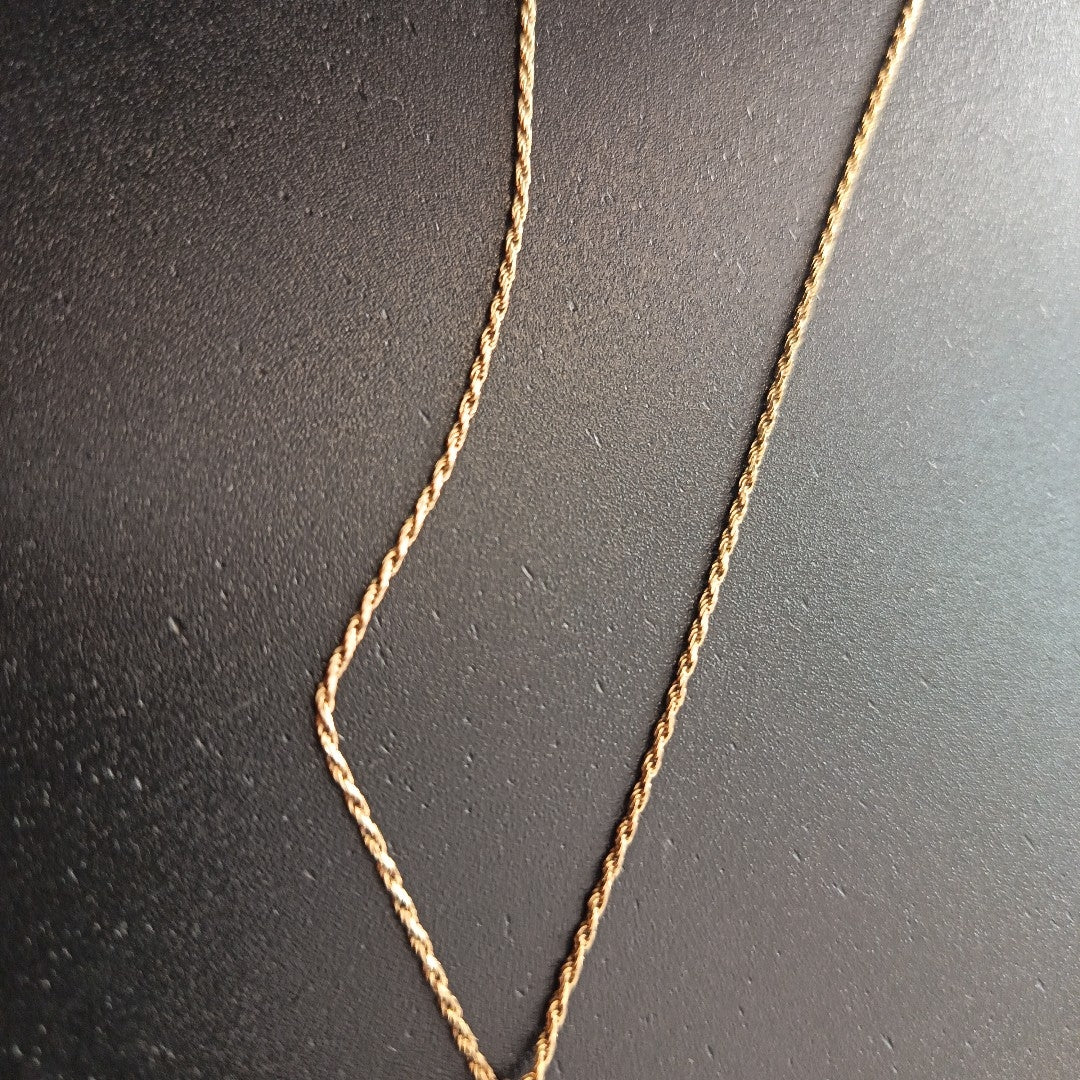 CADENA, DIJE ORO 10 K 3.9 GRMS (SEMINUEVO)