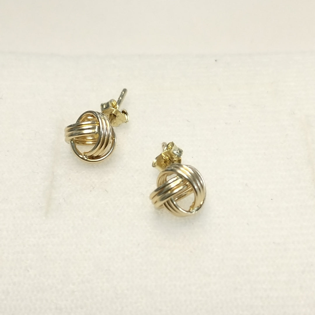 BROQUELES ORO 14K 1.8 (NUEVO)