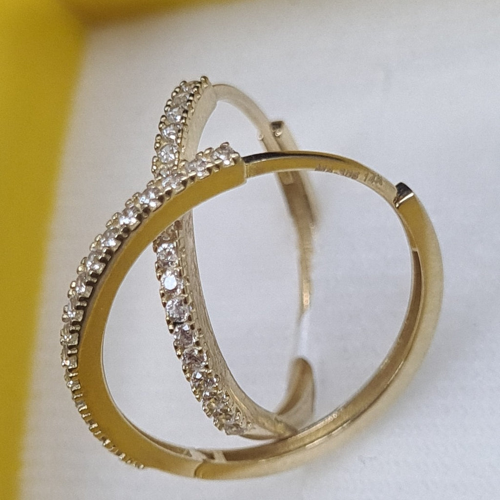 HUGGIES ORO 14K 2.5 (NUEVO)