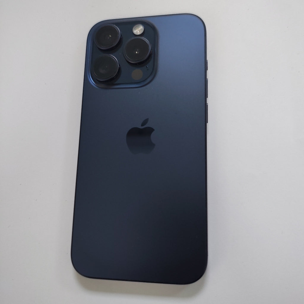 CELULAR APPLE IPHONE 15 PRO A3101 256 GB 8 GB RAM (SEMINUEVO)