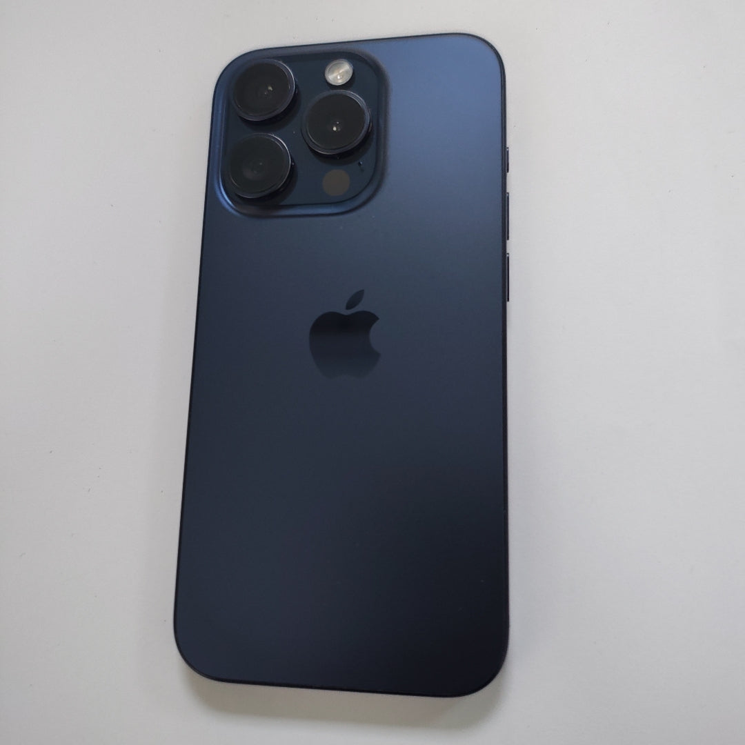 CELULAR APPLE IPHONE 15 PRO A3101 256 GB 8 GB RAM (SEMINUEVO)