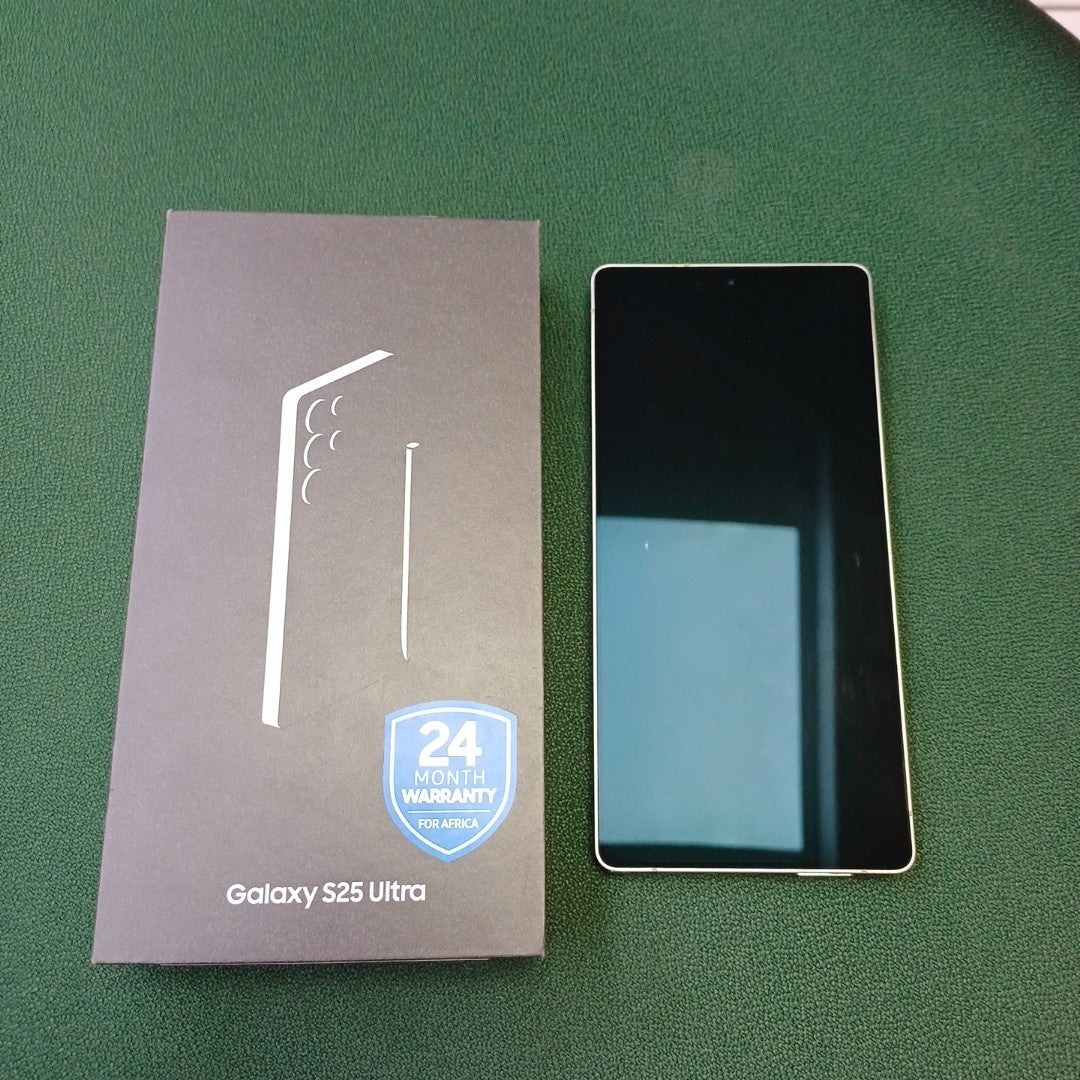 CELULAR SAMSUNG GALAXY S25 ULTRA SM-S938B (2025) 256 GB 12 GB RAM (SEMINUEVO)