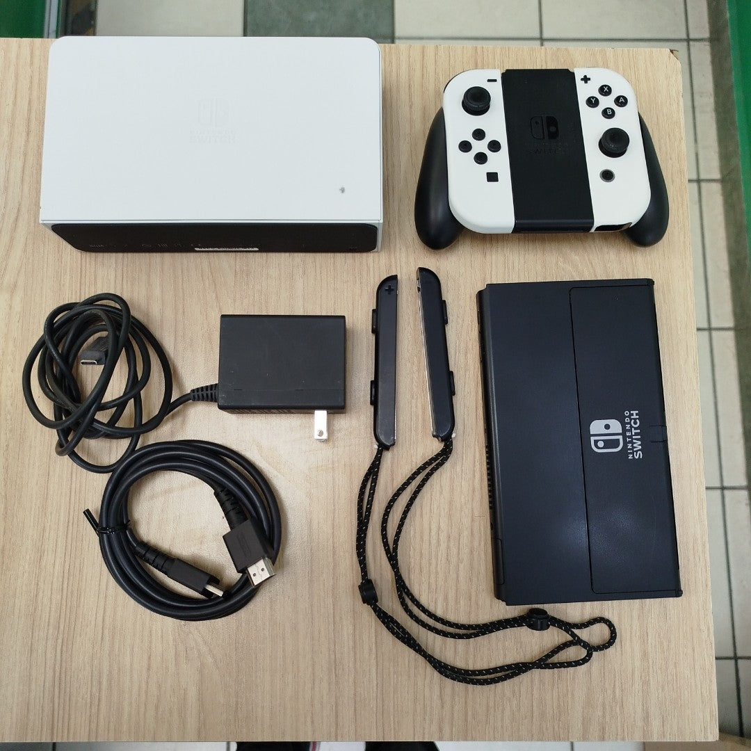 CONSOLA DE VIDEOJUEGO NINTENDO SWITCH OLED 64 GB (SEMINUEVO)
