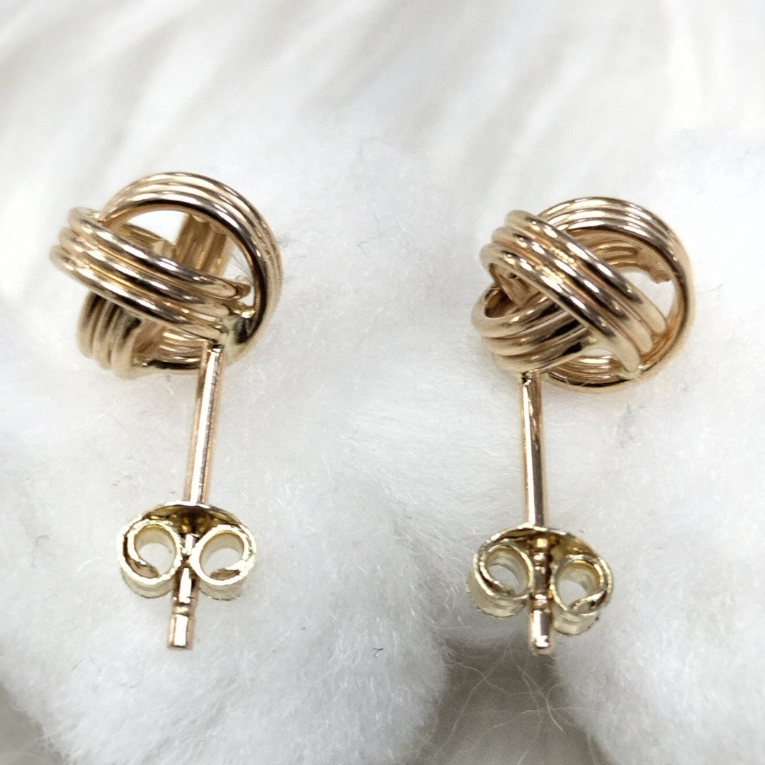 BROQUELES ORO 14K 1.8 (NUEVO)