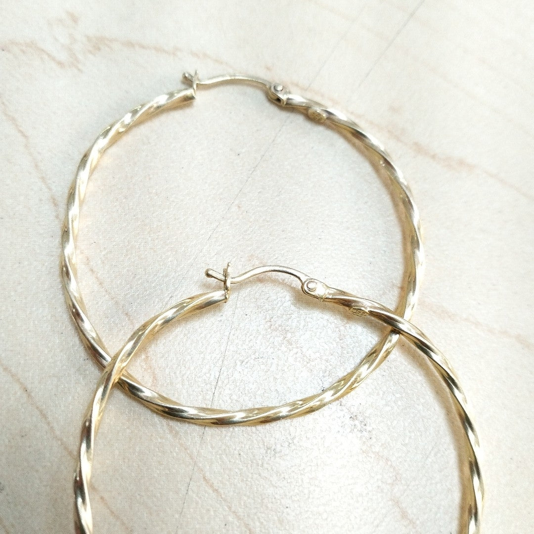 ARRACADAS PAR ORO 14 K 3.6 GRMS (SEMINUEVO)