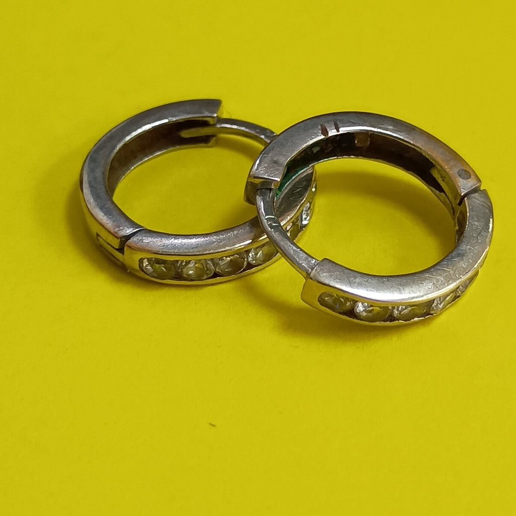 ARRACADAS PAR ORO 14 K 2.9 GRMS (SEMINUEVO)