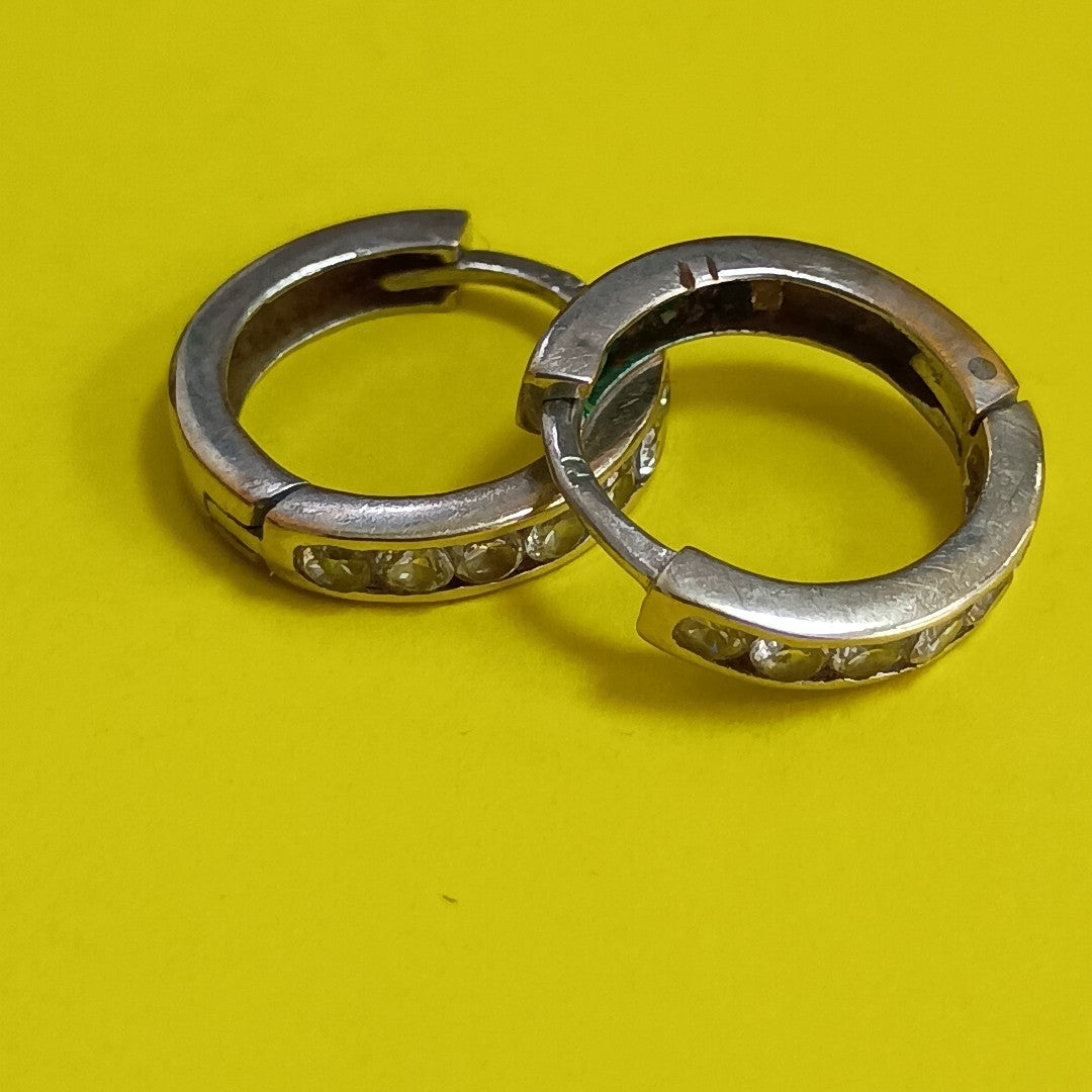 ARRACADAS PAR ORO 14 K 2.9 GRMS (SEMINUEVO)