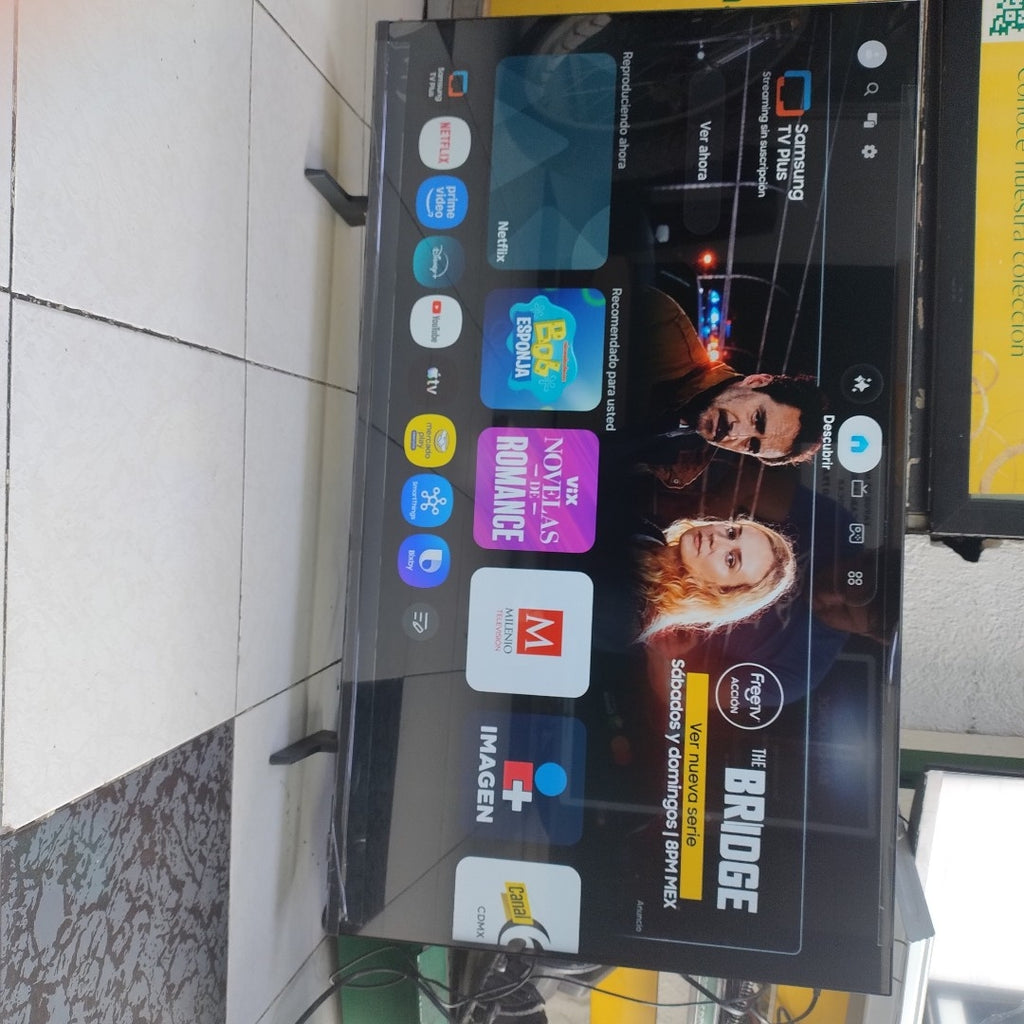 PANTALLA SAMSUNG UN43U8200HF (2026) 43" LED 4K (SEMINUEVO)
