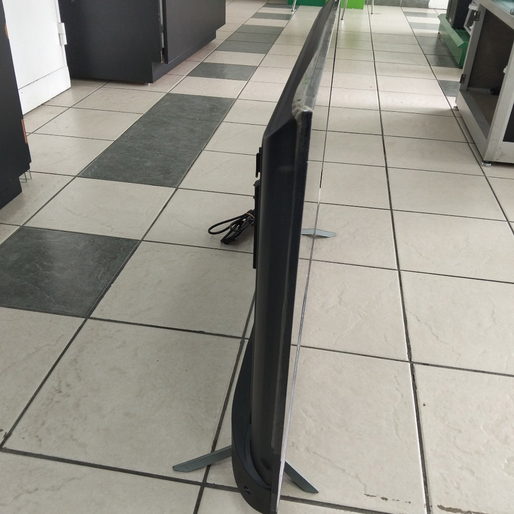 PANTALLA MOTOROLA MOT43FLE11-A (2024) 43" LED FULL HD (SEMINUEVO)