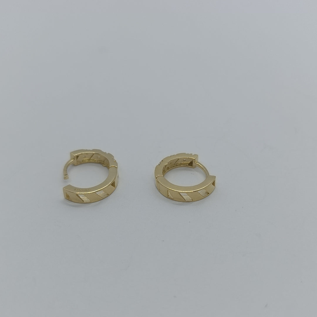 ARETES HUGGIES CON CIRCONIAS 14K 2.2 GR (NUEVO)