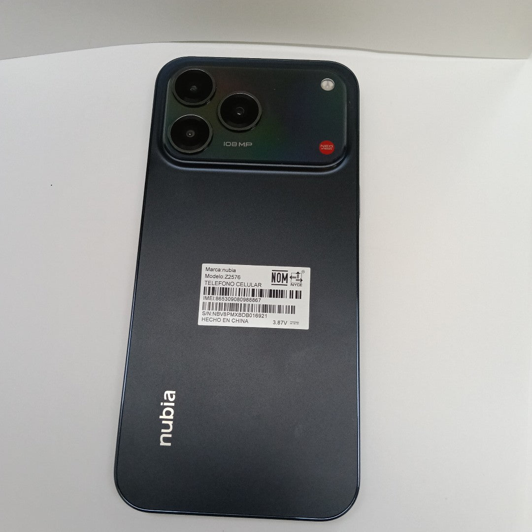 CELULAR NUBIA V80 PRO Z2576 (2025) 256 GB 8 GB RAM (SEMINUEVO)
