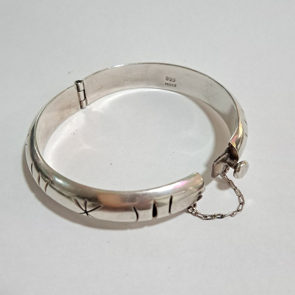 PULSERA RIGIDA PLATA 30,00 GRMS (SEMINUEVO)