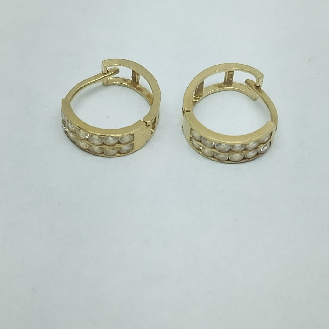 ARRACADAS PAR ORO 10 K 1.2 GRMS (SEMINUEVO)