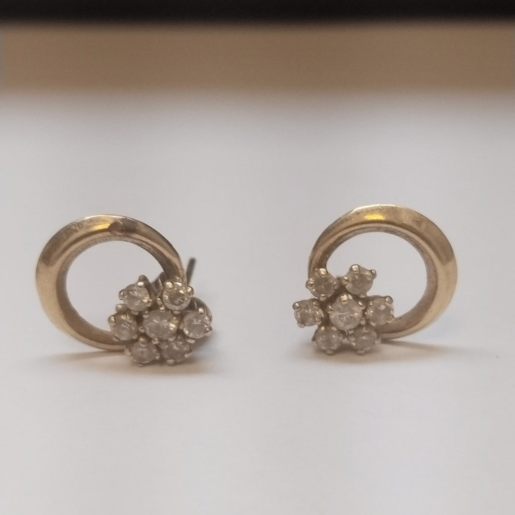 ARETES PAR ORO 14 K 1,80 GRMS (SEMINUEVO)