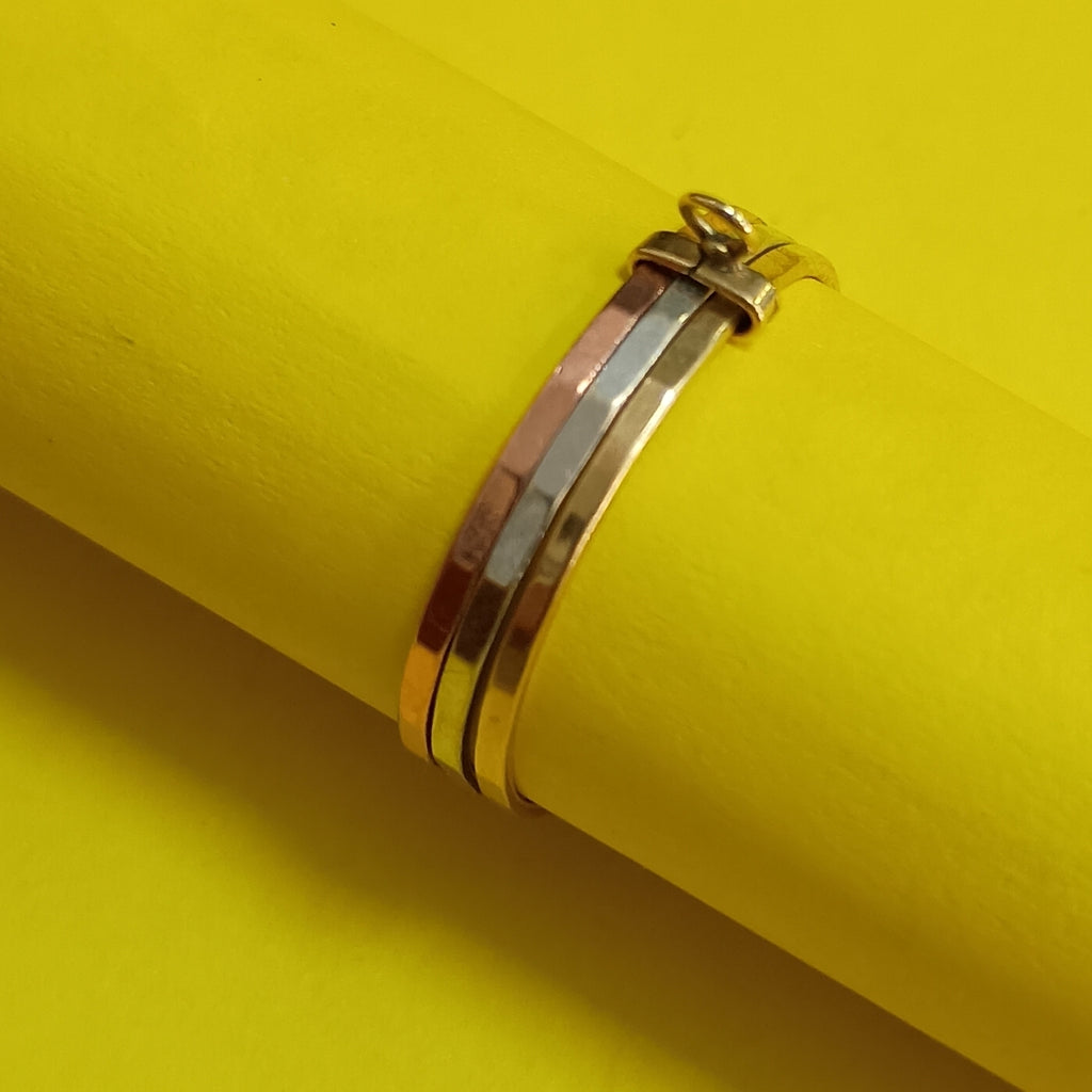 ANILLO ORO 10 K 1.4 GRMS (SEMINUEVO)