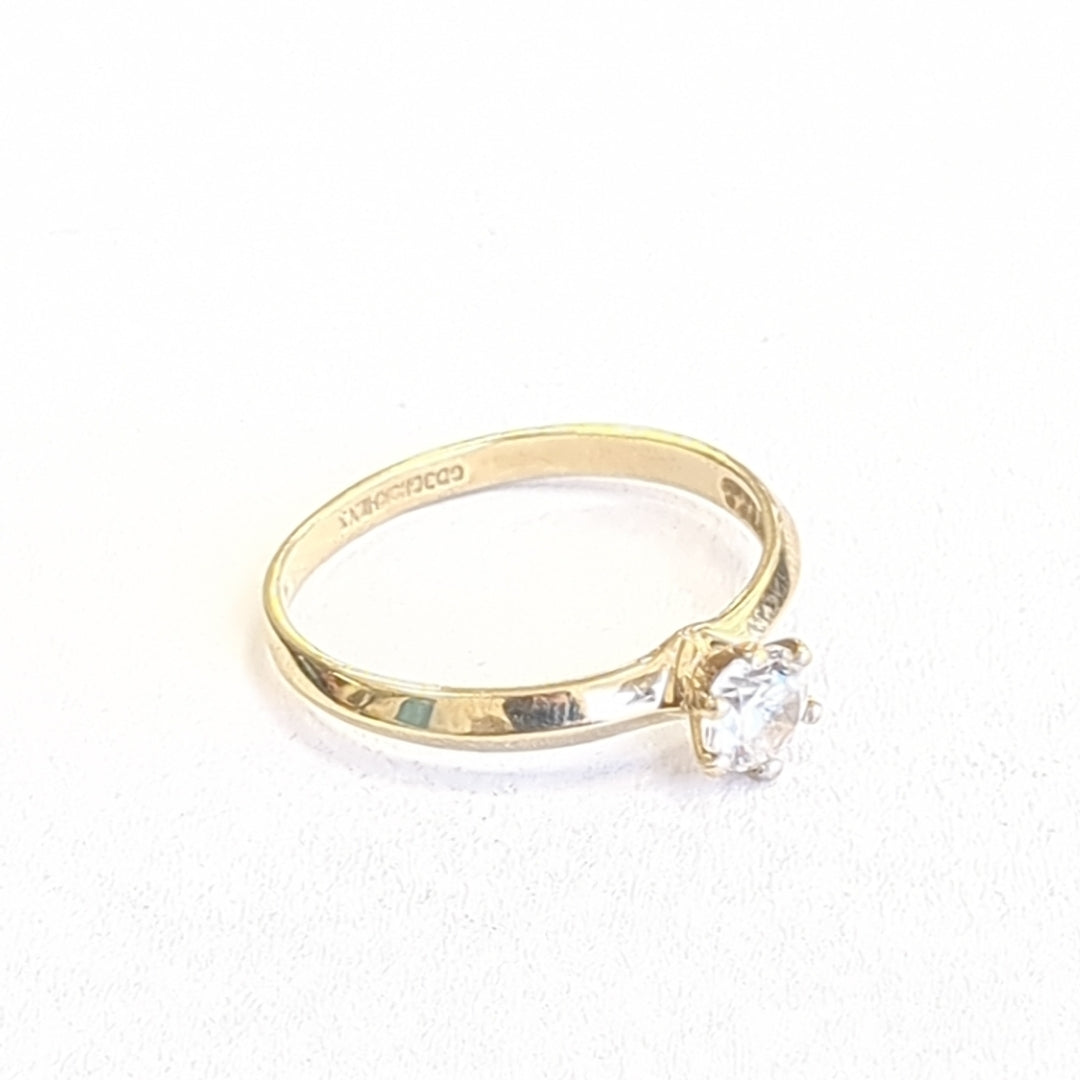 SOLITARIO ORO 10 K 1.8 GRMS (SEMINUEVO)
