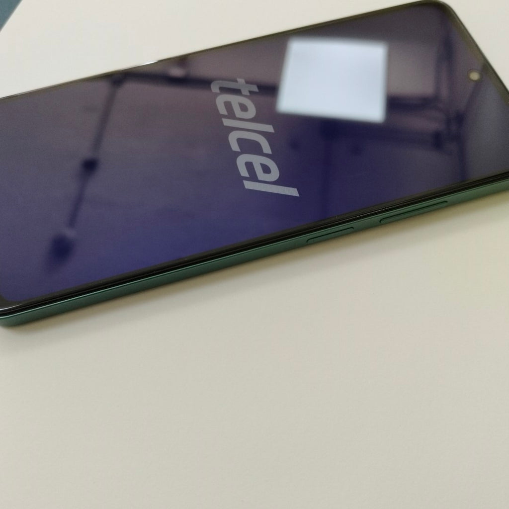 CELULAR OPPO A5 CPH2727 (2025) 256 GB 4 GB RAM (SEMINUEVO)
