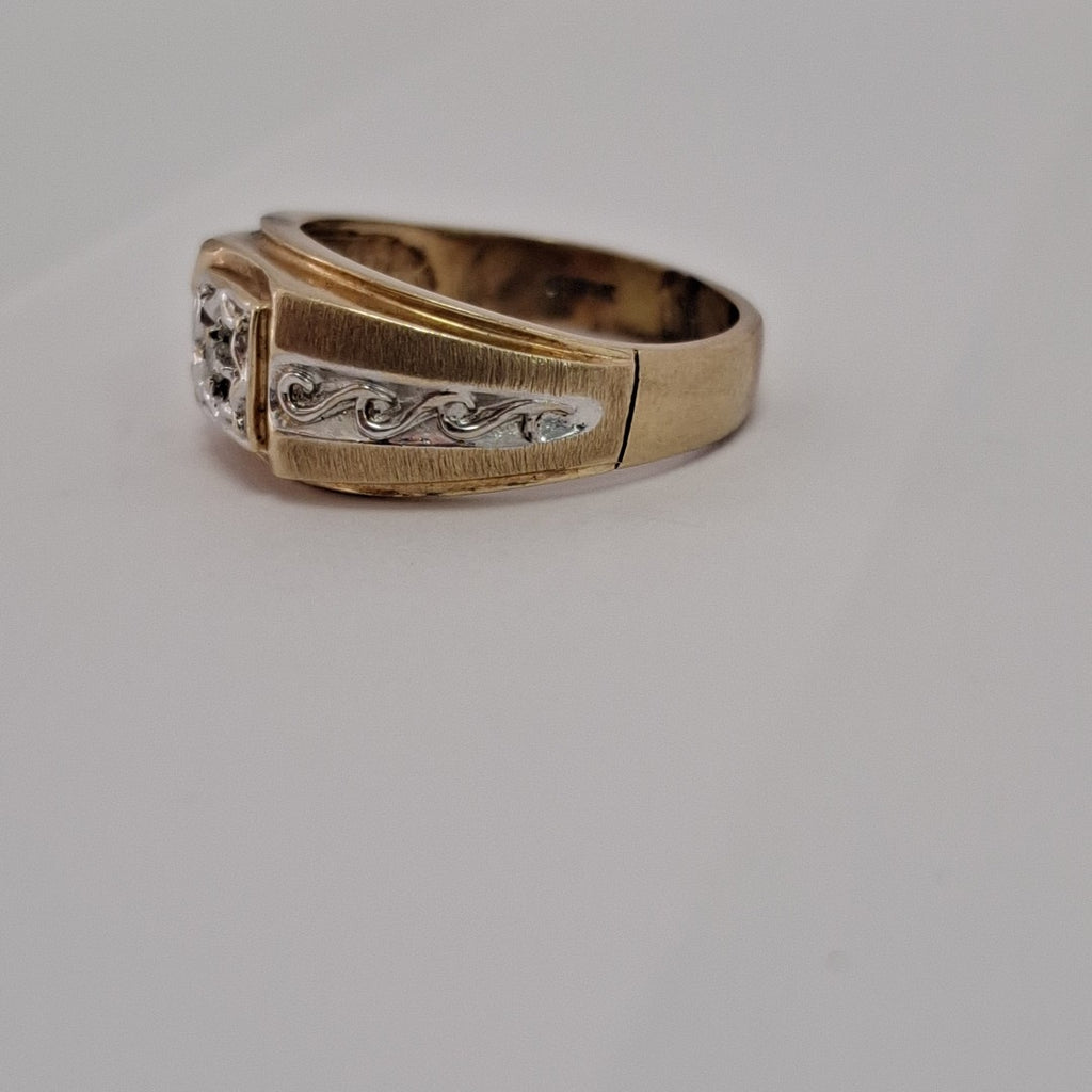 ANILLO ORO 10 K 5.4 GRMS (SEMINUEVO)