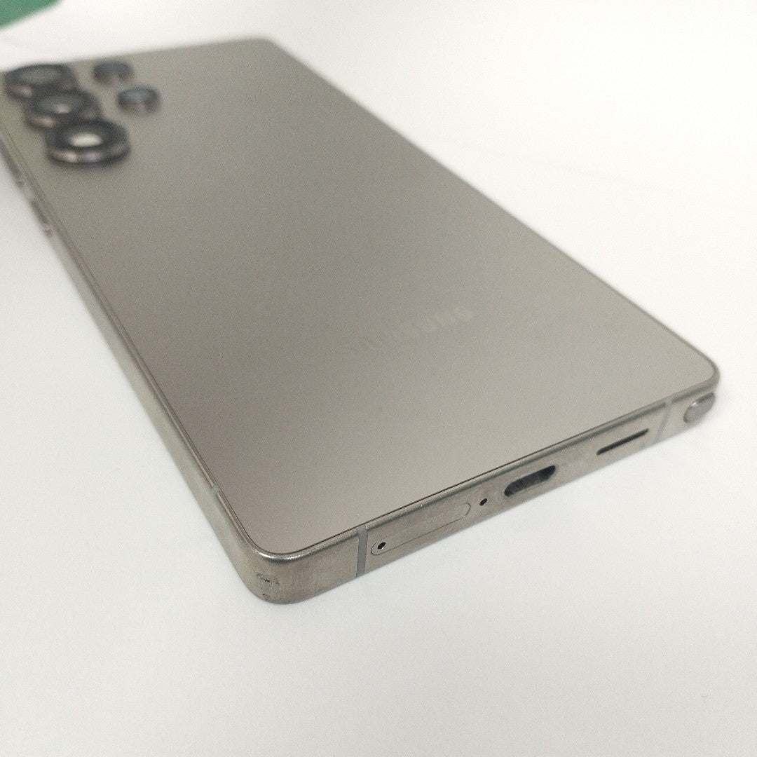 CELULAR SAMSUNG GALAXY S25 ULTRA SM-S938B (2025) 1 TB 12 GB RAM (SEMINUEVO)