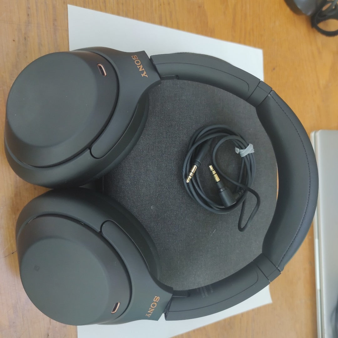 AUDIFONOS SONY WH-1000XM4 INALAMBRICO OVER EAR (SEMINUEVO)