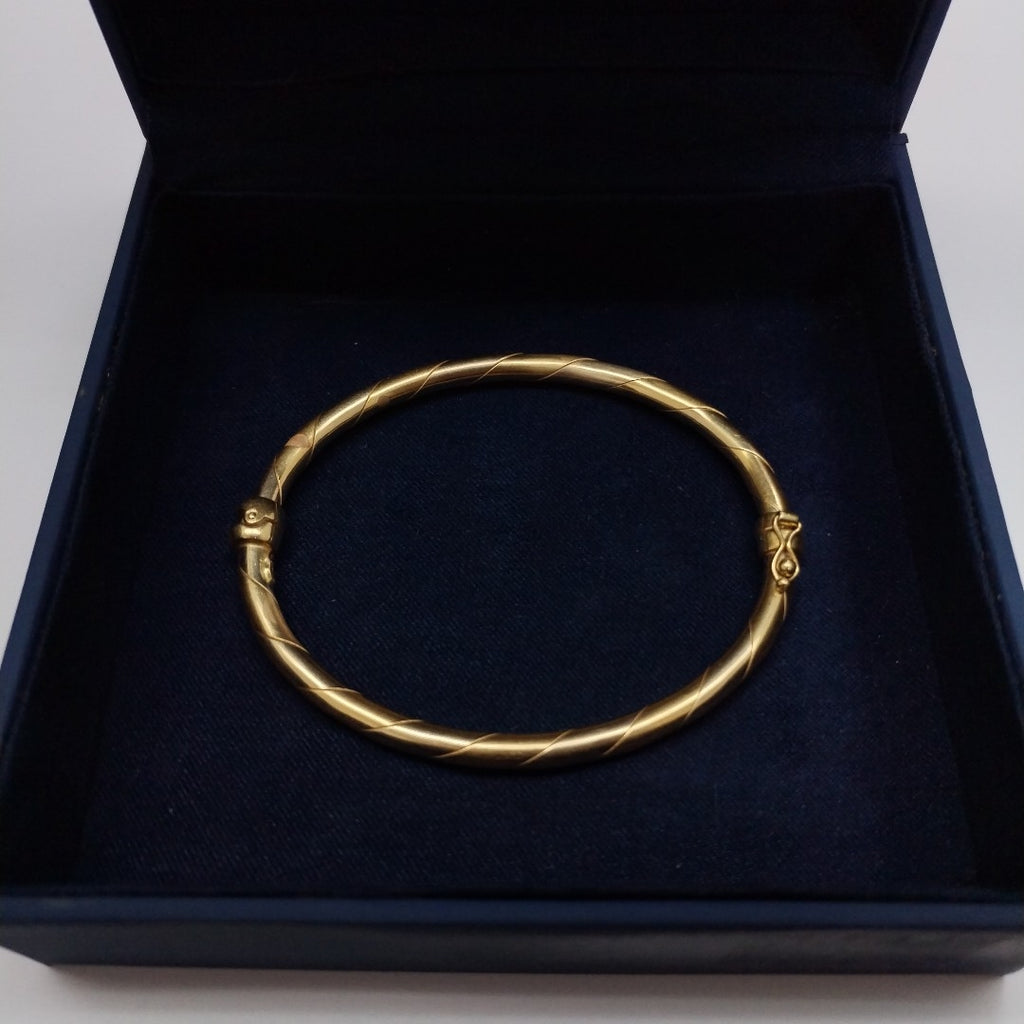PULSERA RIGIDA ORO 18 K 10.2 GRMS (SEMINUEVO)