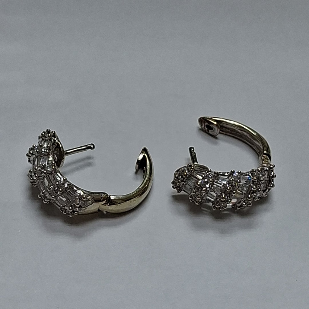 ARETES PAR ORO,ORO BLANCO 10 K 6,10 GRMS (SEMINUEVO)