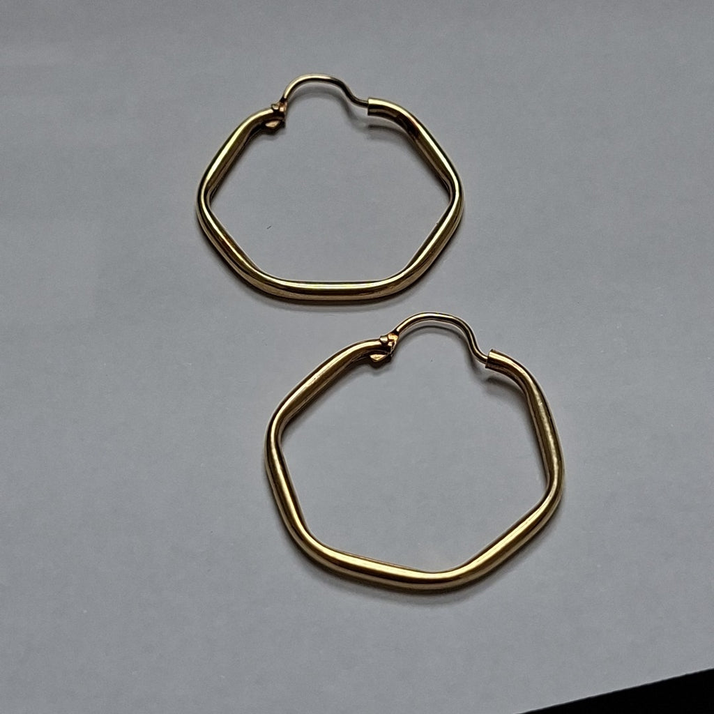 ARRACADAS PAR ORO 14 K 2.6 GRMS (SEMINUEVO)