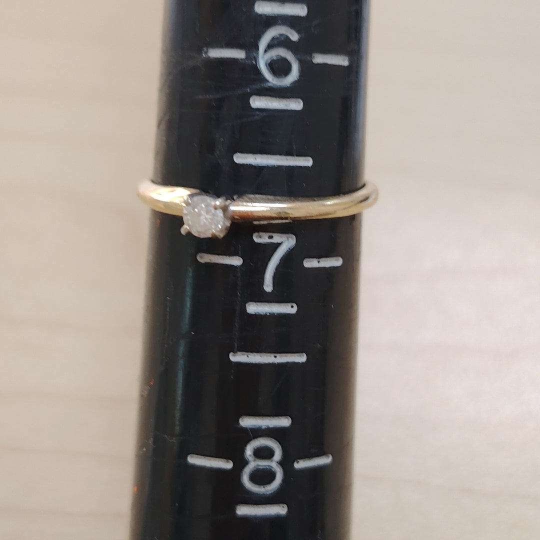 SOLITARIO ORO 14 K 1.4 GRMS (SEMINUEVO)