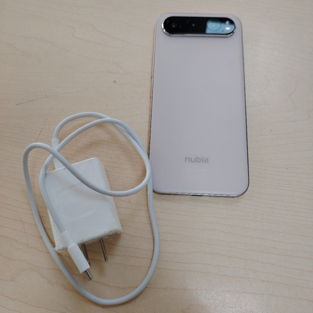 CELULAR NUBIA AIR Z2468N (2025) 256 GB 8 GB RAM (SEMINUEVO)