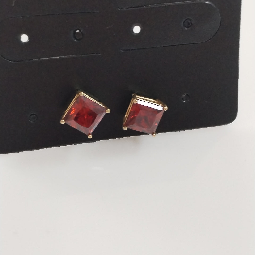 ARETES PAR ORO 14 K 1 GRMS (SEMINUEVO)