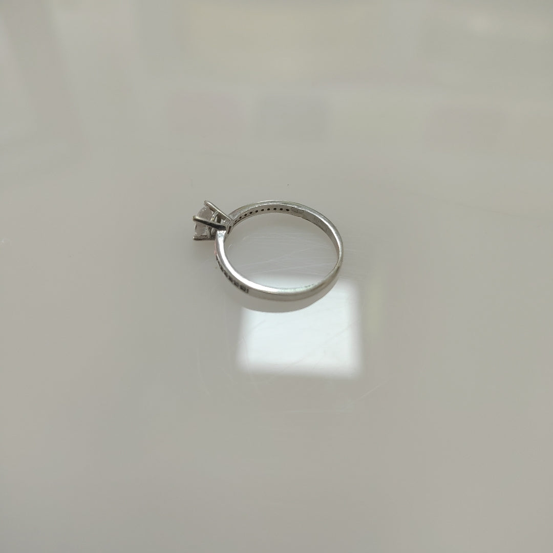 ANILLITO ORO, ORO BLANCO 14 K 1.5 GRMS (SEMINUEVO)