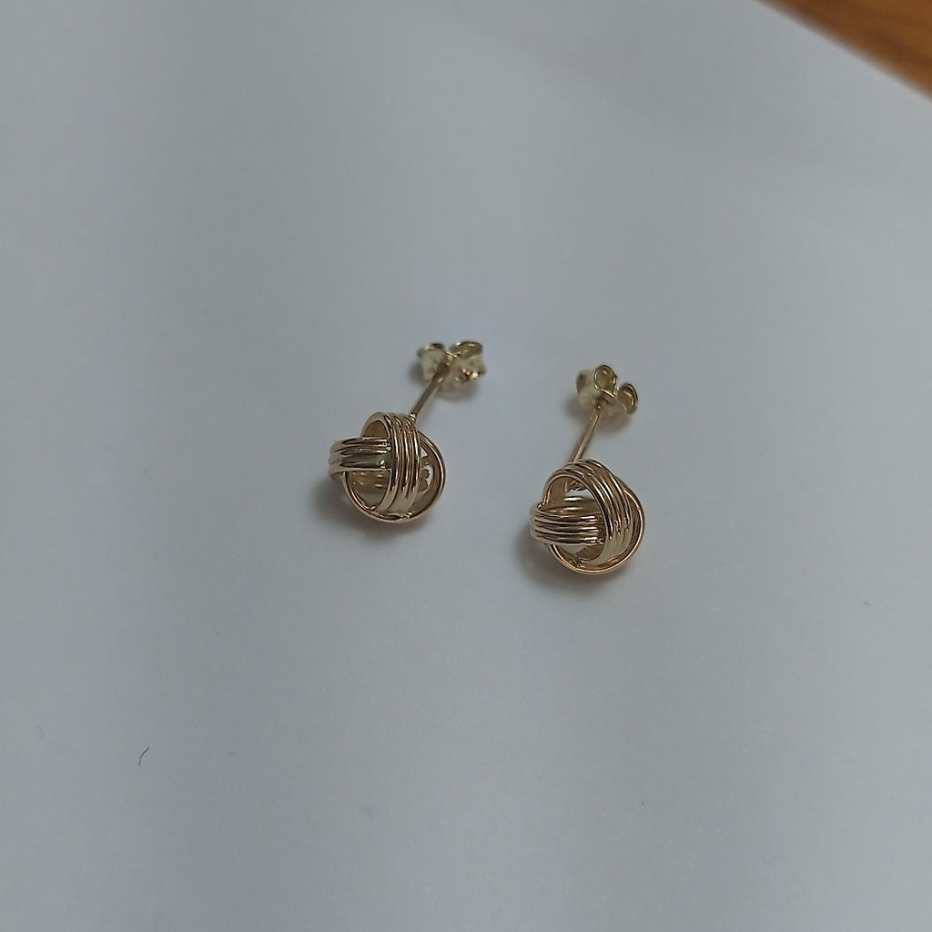 BROQUELES ORO 14K 1.8 (NUEVO)