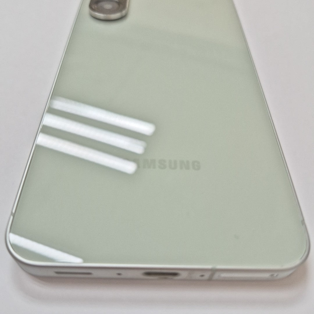 CELULAR SAMSUNG GALAXY A56 SM-A566E (2025) 256 GB 8 GB RAM (SEMINUEVO)