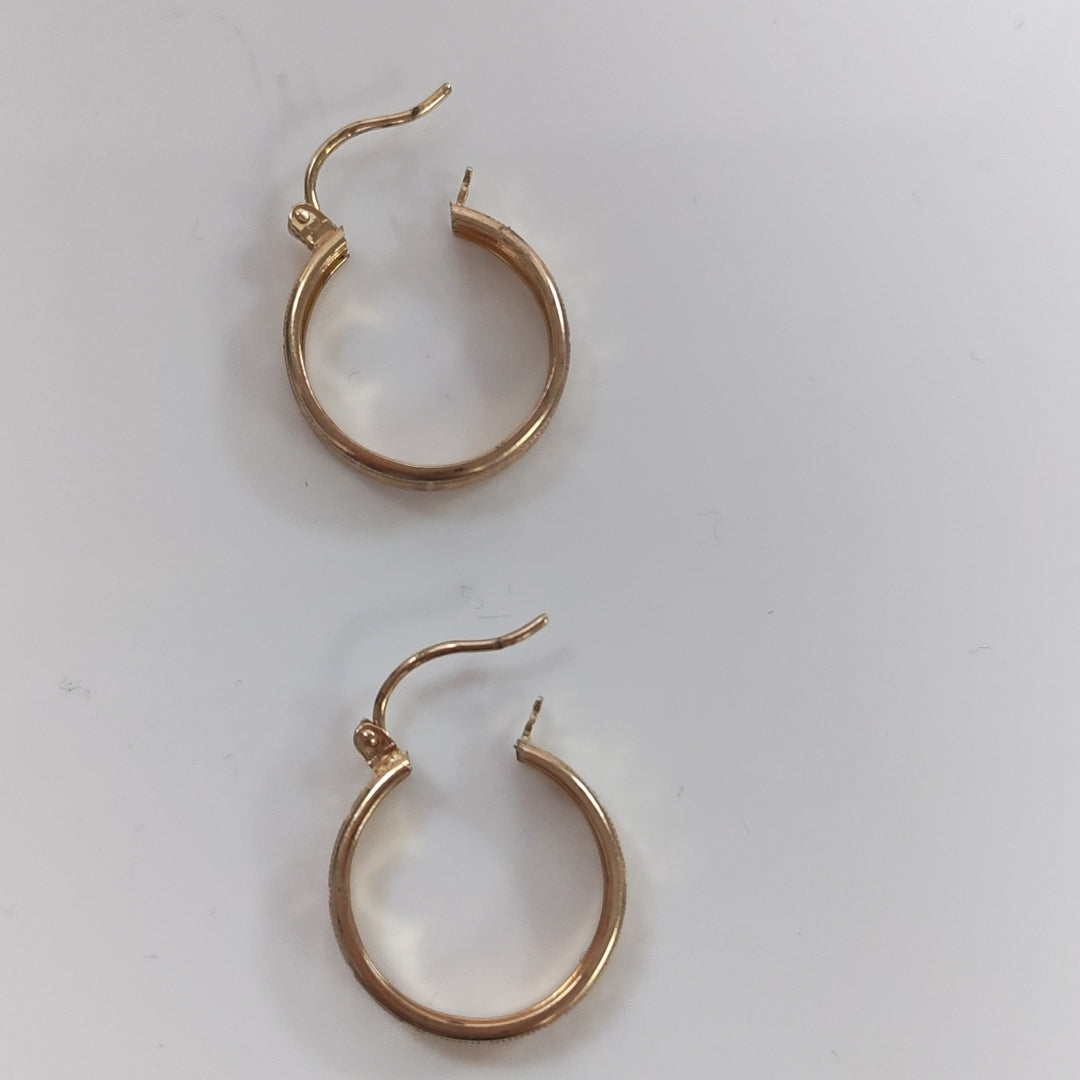ARETES ARRACADAS LABRADAS 10K 2.2 GR (NUEVO)