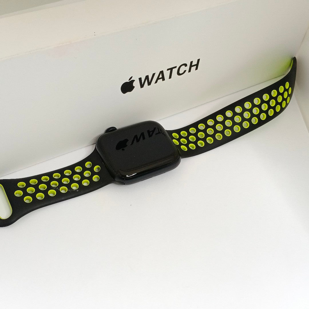 SMARTWATCH APPLE SE 3 ALUMINIO A3325 44 MM GPS (SEMINUEVO)