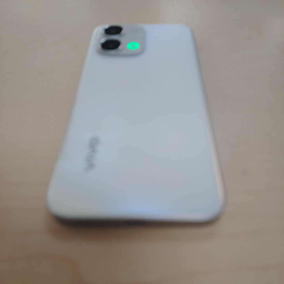 CELULAR VIVO Y31D V2543 (2026) 256 GB 6 GB RAM (SEMINUEVO)