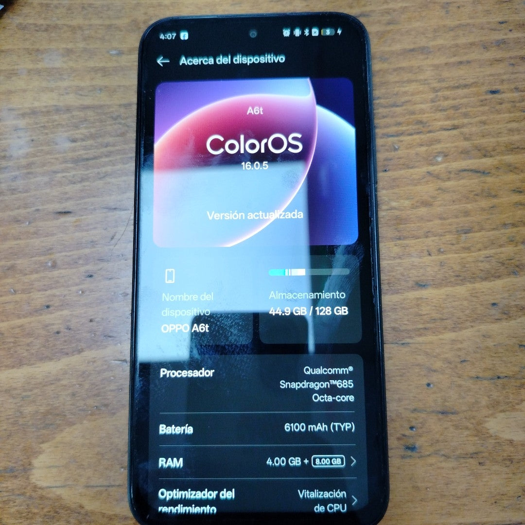 CELULAR OPPO A6T CPH2847 (2026) 128 GB 4 GB RAM (SEMINUEVO)