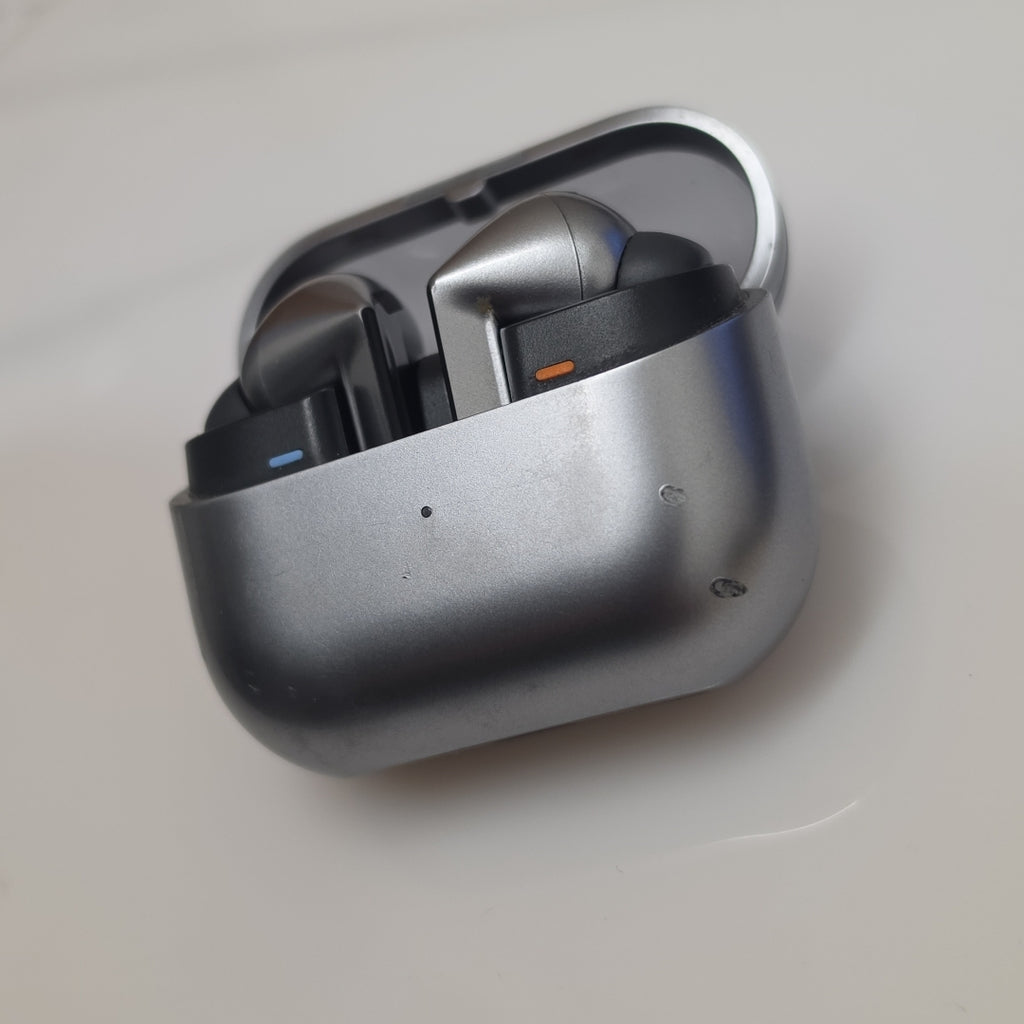 AUDIFONOS SAMSUNG GALAXY BUDS 3 PRO SM-R630 INALAMBRICO IN EAR (SEMINUEVO)
