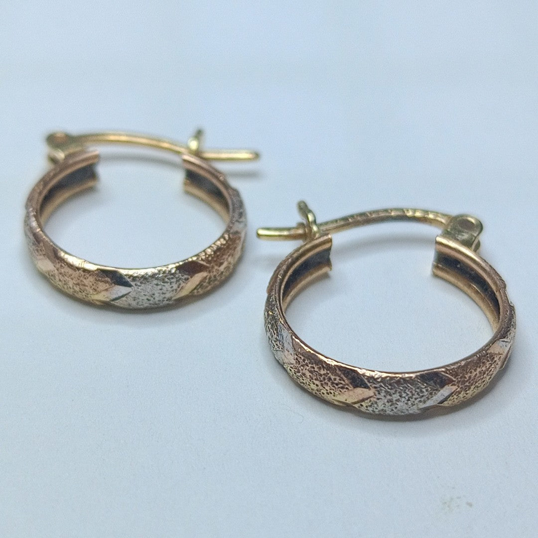 ARRACADAS PAR ORO, ORO COMBINADO 14 K 1.6 GRMS (SEMINUEVO)