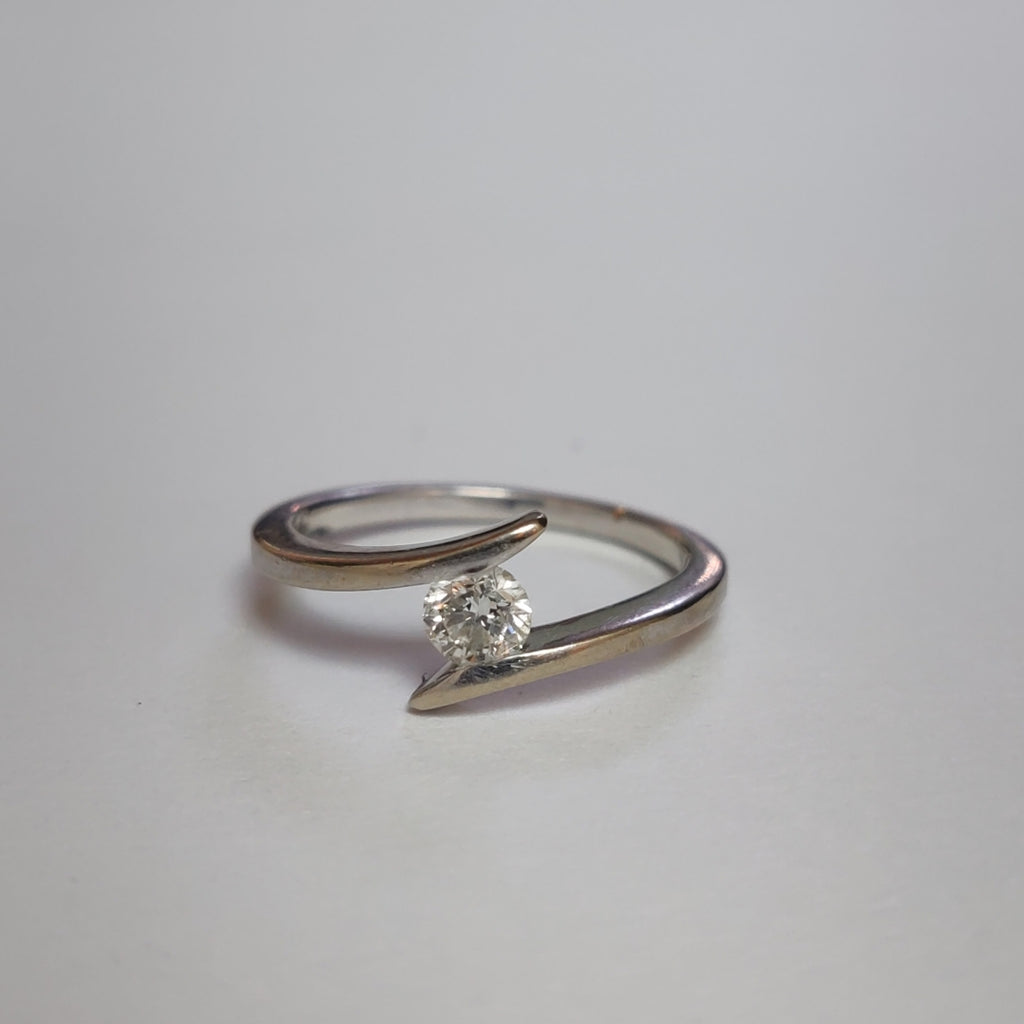 ANILLITO ORO BLANCO 14 K 2,50 GRMS (SEMINUEVO)